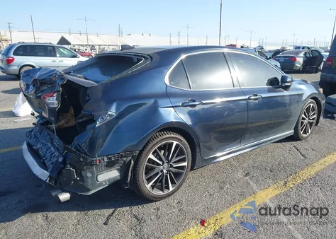 2020 Toyota Camry Xse V6 z USA, uszkodzony, nr VIN 4T1KZ1AKXLU039935